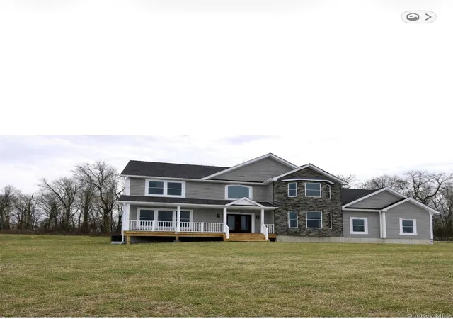 Photo 1 of Single family home for sale at 1414 Kings Hwy, Chester, NY 10918 | MLS# 965992 | Listing updated on 2026-09-18