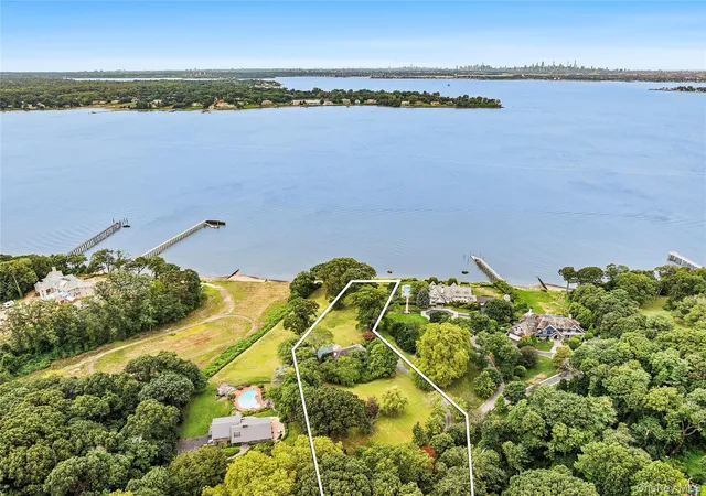 Photo 3 of Single family home for sale at 45 Cedar Ln, North Hempstead, NY 11050 | MLS# 966855 | Listing updated on 2026-09-18