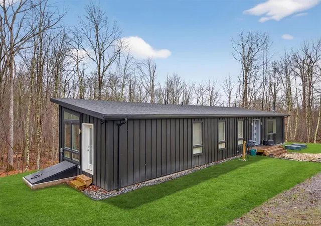 Photo 3 of Single family home for sale at 119 Lenni Lenape Rd, Narrowsburg, NY 12764 | MLS# 968663 | Listing updated on 2026-09-18