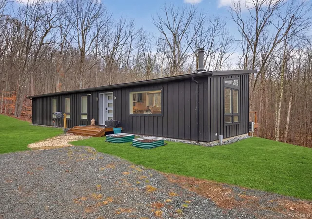 Photo 4 of Single family home for sale at 119 Lenni Lenape Rd, Narrowsburg, NY 12764 | MLS# 968663 | Listing updated on 2026-09-18