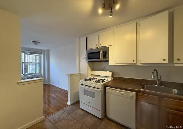 Listing Photo 5 - Condo for sale in building located at 108-50 62Nd Dr, New York, NY 11375 - Unit #2N