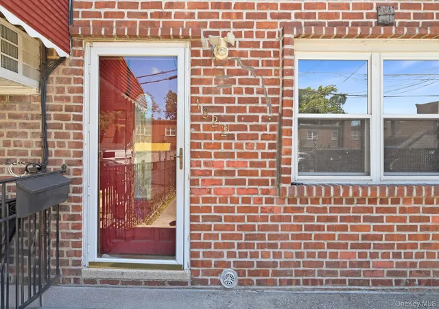 Photo 3 of Single family home for sale at 1822 Delancey Pl, Bronx, NY 10462 | MLS# 971742 | Listing updated on 2026-09-18