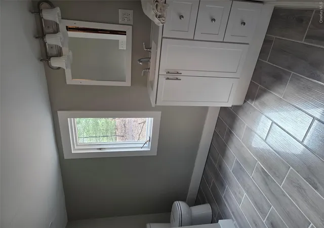 Photo 4 of Single family home for sale at 10 Mountain Top Ln, Deerpark, NY 12746 | MLS# 975010 | Listing updated on 2026-09-18