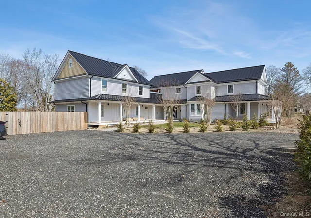 Photo 2 of Single family home for sale at 178 Main Rd, Riverhead, NY 11901 | MLS# 976873 | Listing updated on 2026-10-05
