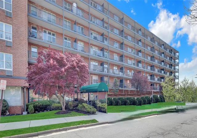 House for sale at 20 Wendell St #26E, Hempstead, NY 11550 | MLS# 978746 | Listing updated on 2026-09-18