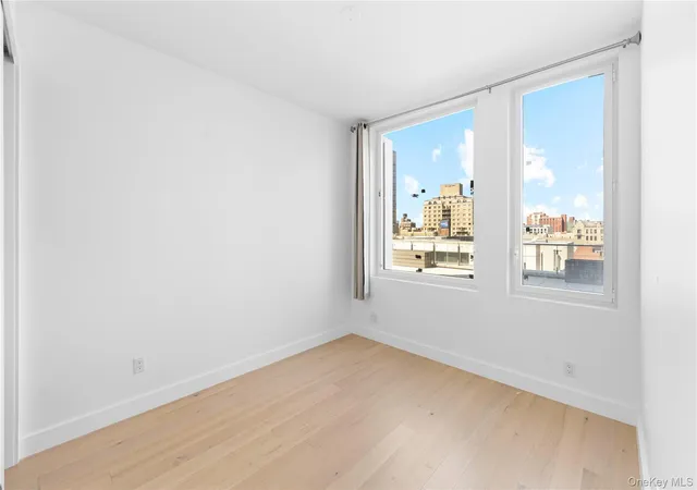 Listing Photo 5 - Condo for sale in NuSun Tower located at 136-18 Maple Ave, New York, NY 11355 - Unit #5G