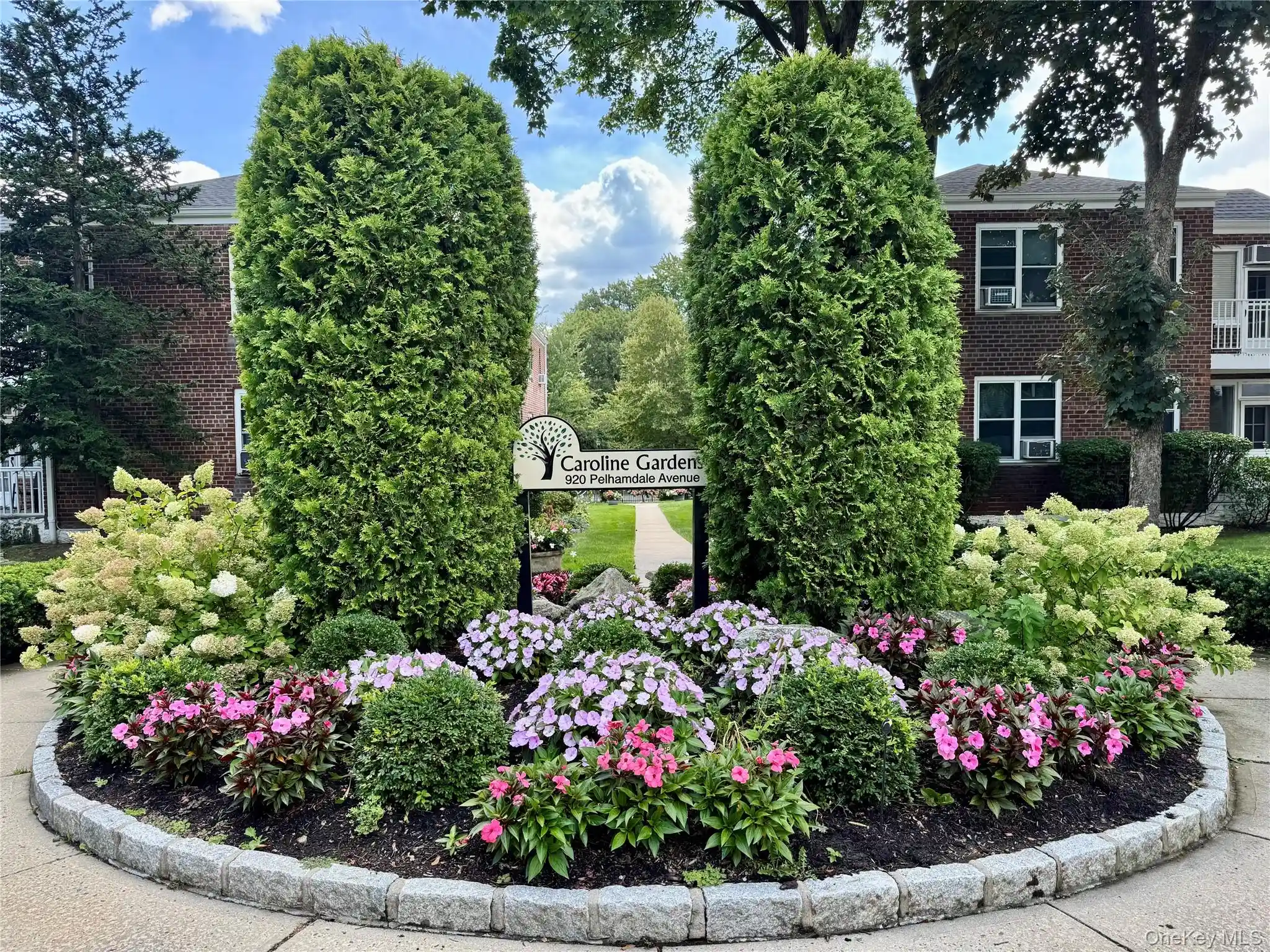 Listing Photo 1 - Condo for sale in 920 Pelhamdale Ave located at 920 Pelhamdale Ave, Pelham, NY 10803 - Unit #A2H