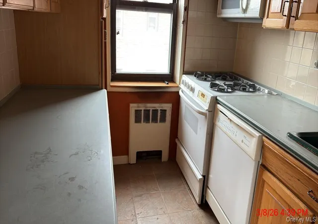 Photo 3 of House for sale at 640 Pelham Rd #6F, New Rochelle, NY 10805 | MLS# 985723 | Listing updated on 2026-09-17