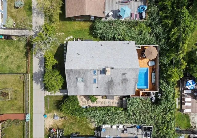 Photo 3 of Single family home for sale at 17 Bungalow Walk, Ocean Beach, NY 11770 | MLS# 986562 | Listing updated on 2026-09-18