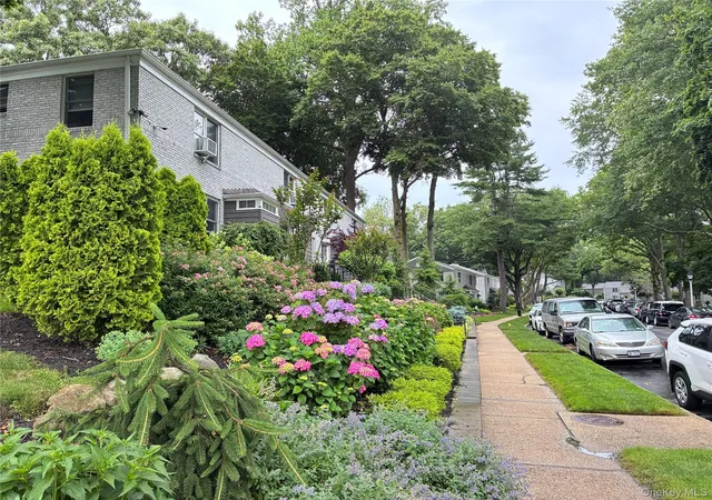 Photo 2 of Condo for sale at 77 Glen Keith Rd #77L, Glen Cove, NY 11542 | MLS# 986715 | Listing updated on 2026-09-17