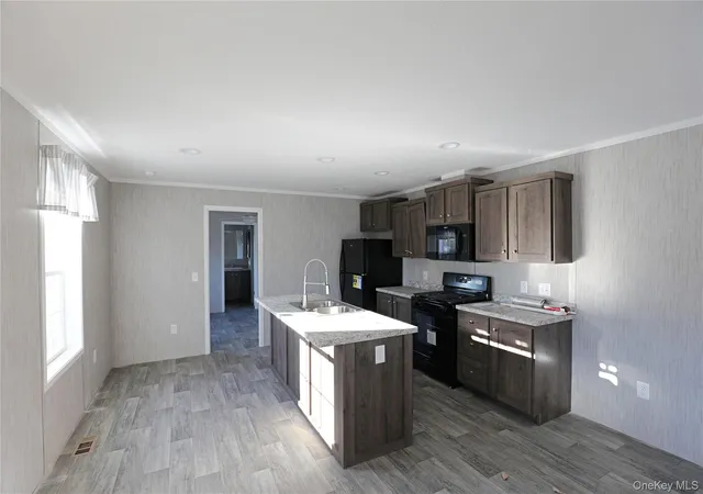 Photo 2 of Manufactured home for sale at 414 Joslen Blvd #1, Hudson, NY 12534 | MLS# 986897 | Listing updated on 2026-09-18