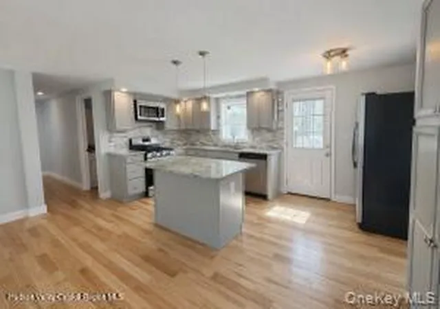 Photo 3 of Single family home for sale at 40 Cathy Jo Pl, Rochester, NY 12404 | MLS# 987690 | Listing updated on 2026-10-06