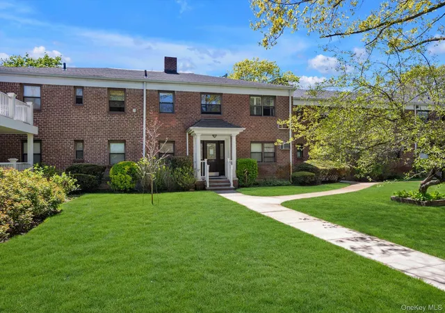 Photo 2 of Condo for sale at 1195 E Broadway #L23, Hempstead, NY 11557 | MLS# 990942 | Listing updated on 2026-09-18