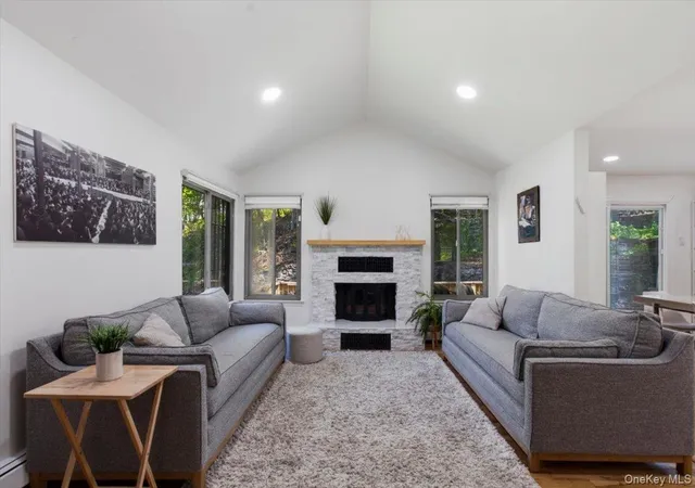 Photo 4 of Single family home for sale at 40 Donald Dr, Hastings On Hudson, NY 10706 | MLS# 992422 | Listing updated on 2026-09-18
