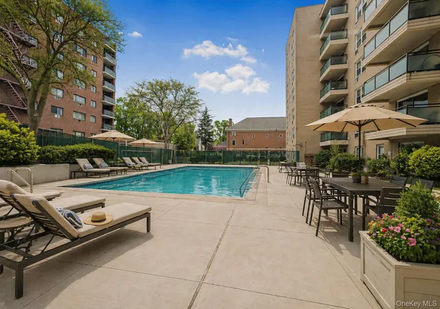 Sale Pending at 377 Westchester Ave #APT 6J, Rye City, NY 10573 | MLS# 992473 | Listing updated on 2026-09-18