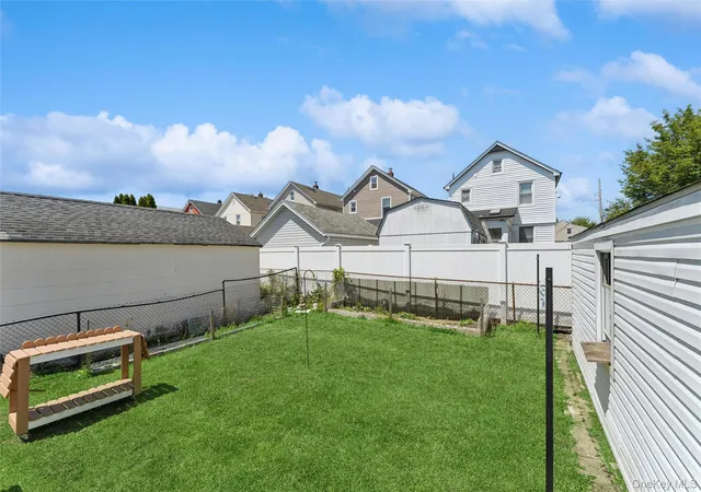 Photo 17 of Sale Pending at 646 Benris Ave, Franklin Square, NY 11010 | MLS# 993752 | Listing updated on 2026-09-18