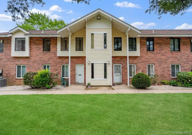 Photo 2 of Sale Pending at 2 Idaho Ct #2, Coram, NY 11727 | MLS# 995559 | Listing updated on 2026-09-18