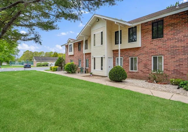Photo 3 of Sale Pending at 2 Idaho Ct #2, Coram, NY 11727 | MLS# 995559 | Listing updated on 2026-09-18