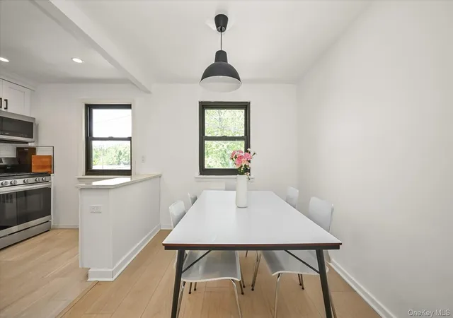 Listing Photo 5 - Condo for sale in building located at 4 E Mill Dr, North Hempstead, NY 11030 - Unit #3E