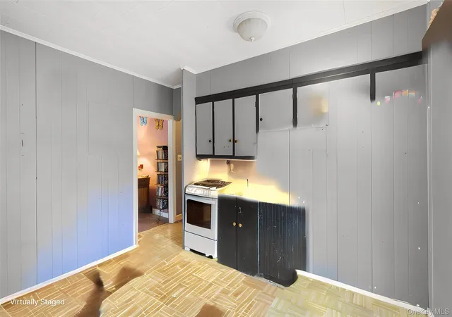 Photo 4 of Single family home for sale at 116 Lake Dr, Lake Peekskill, NY 10537 | MLS# 996109 | Listing updated on 2026-09-18