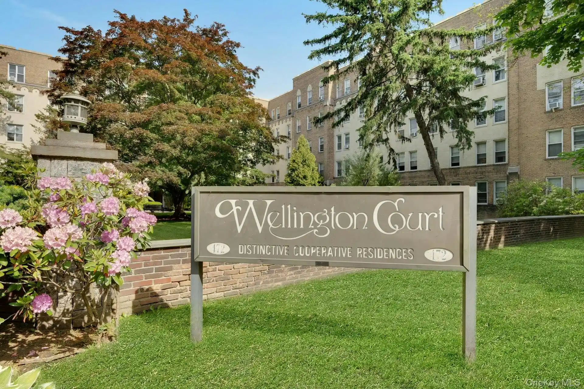 Listing Photo 2 - Condo for sale in 472 Gramatan Ave located at 472 Gramatan Ave, Mount Vernon, NY 10550 - Unit #A3