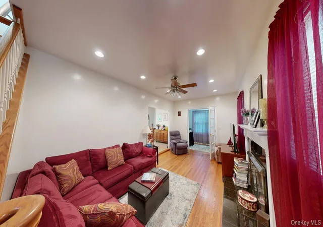 Photo 3 of Sale Pending at 15 Woodbine Rd, Greenburgh, NY 10533 | MLS# 997143 | Listing updated on 2026-09-18