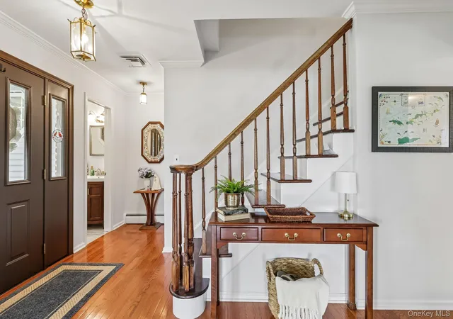 Photo 3 of Sale Pending at 659 Andover Rd, Clarkstown, NY 10989 | MLS# 998115 | Listing updated on 2026-09-18