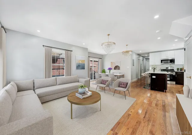 Photo 4 of Sale Pending at 142-05 184th Street, New York, NY 11413 | MLS# 999240 | Listing updated on 2026-09-16