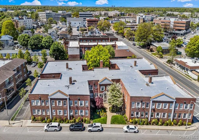 Photo 2 of Sale Pending at 70 S Park Ave #204, Rockville Centre, NY 11570 | MLS# 000052 | Listing updated on 2026-09-18