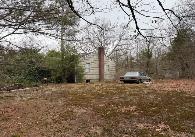 Photo 3 of Single family home for sale at 171 Stony Holw Rd, Greenlawn, NY 11740 | MLS# 1000516 | Listing updated on 2026-09-18
