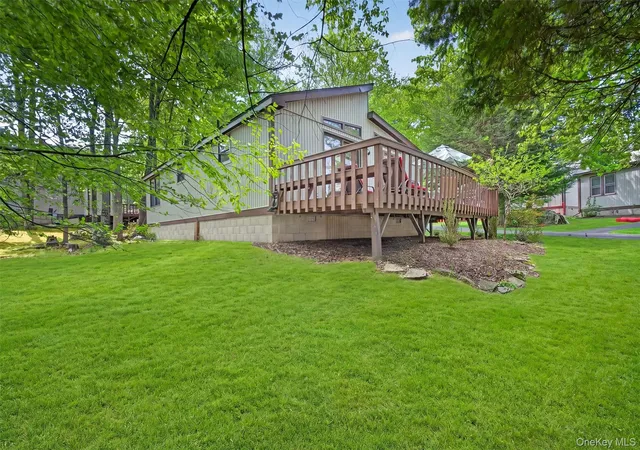 Photo 3 of Single family home for sale at 4 Ivanhoe Ct, Monticello, NY 12701 | MLS# 1000676 | Listing updated on 2026-09-16