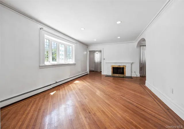Photo 3 of Sale Pending at 15 Maine Ave, Rockville Centre, NY 11570 | MLS# 1000803 | Listing updated on 2026-09-18