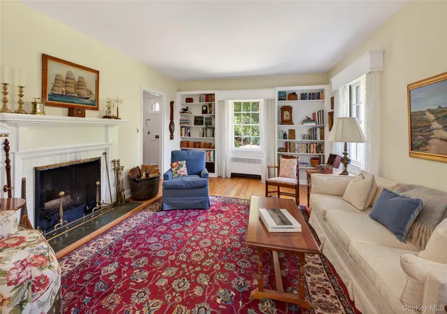 Photo 3 of Sale Pending at 33 Oliphant Ave, Dobbs Ferry, NY 10522 | MLS# 1003134 | Listing updated on 2026-09-18