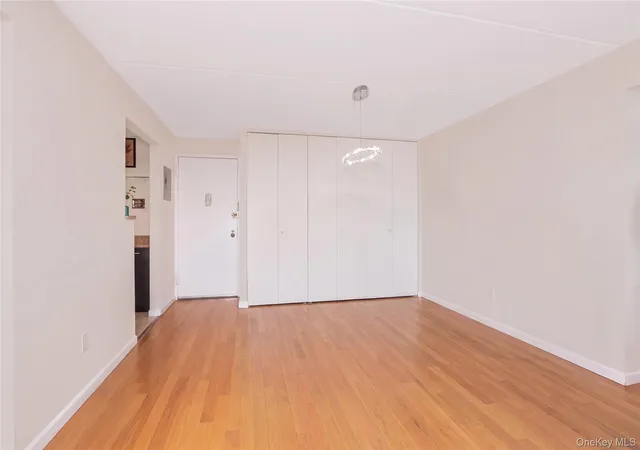 Photo 4 of Condo for sale at 1155 Warburton Ave #3PR, Yonkers, NY 10701 | MLS# 1003407 | Listing updated on 2026-10-18