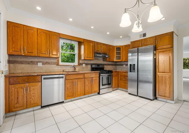 Photo 3 of Sale Pending at 89 Frances Ave, Harrison, NY 10528 | MLS# 1003432 | Listing updated on 2026-09-18