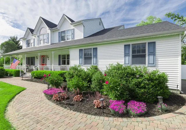 Photo 3 of Sale Pending at 506 Twomey Ave, Riverhead, NY 11933 | MLS# 1003559 | Listing updated on 2026-09-18