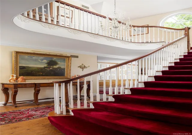 Photo 3 of Mansion for sale at 550 Chicken Valley Rd, Oyster Bay, NY 11560 | MLS# 1003784 | Listing updated on 2026-10-06