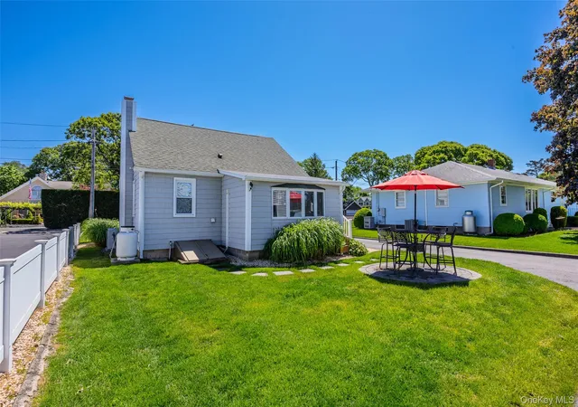 Photo 3 of Single family home for sale at 83 Beach Rd, Riverhead, NY 11901 | MLS# 1004148 | Listing updated on 2026-09-18
