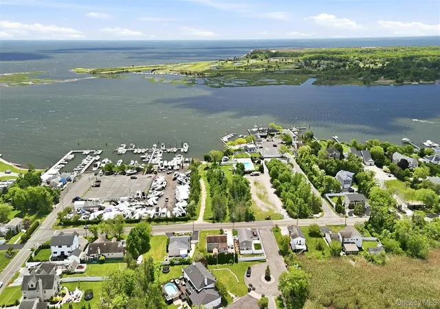 Photo 3 of Single family home for sale at 661 Shore Dr, Islip, NY 11769 | MLS# 1004296 | Listing updated on 2026-09-30