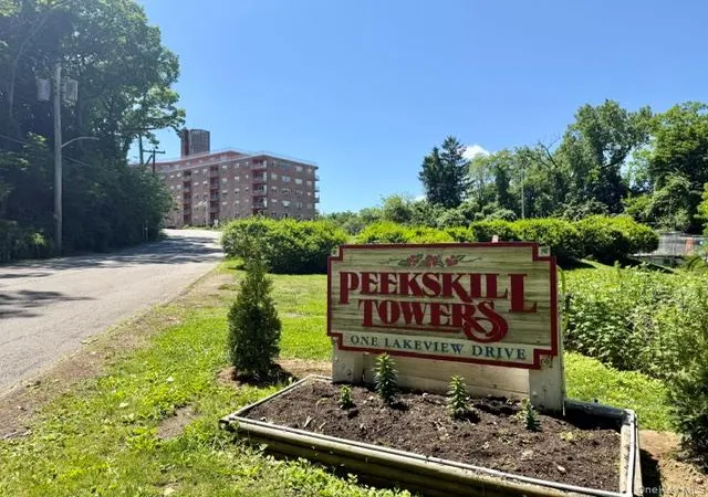 House for sale at 1 Lakeview Dr #4-0, Peekskill, NY 10566 | MLS# 1005077 | Listing updated on 2026-09-30