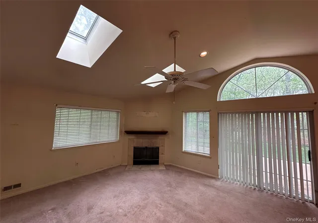 Photo 4 of Sale Pending at 89 Rabbit Run, Brookhaven, NY 11949 | MLS# 1005591 | Listing updated on 2026-09-18