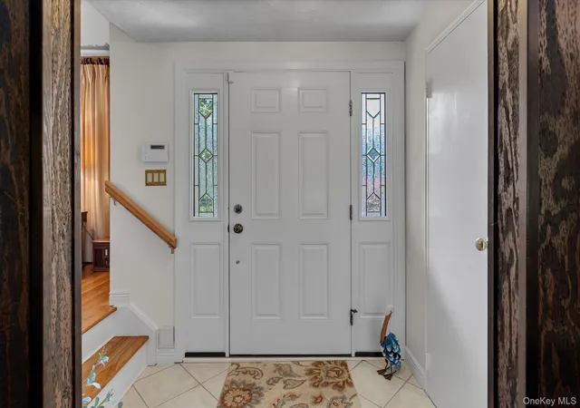 Photo 2 of Sale Pending at 19 Cottage Ct, Huntington Station, NY 11746 | MLS# 1006059 | Listing updated on 2026-09-18