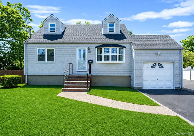 Photo 1 of Sale Pending at 337 S 14th Street, Babylon, NY 11757 | MLS# 1006684 | Listing updated on 2026-09-18