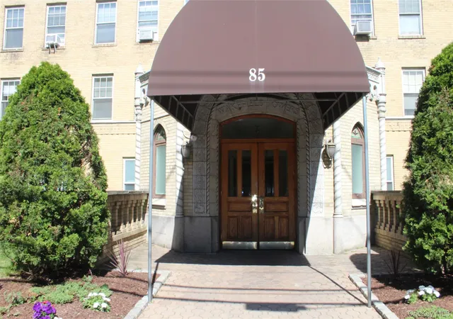 Sale Pending at 85 Bronx River Rd #2K, Yonkers, NY 10704 | MLS# 1007213 | Listing updated on 2026-09-18