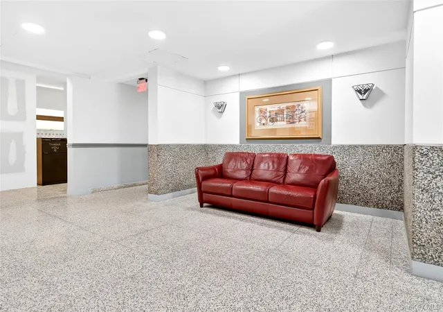 Listing Photo 5 - Condo for sale in building located at 1841 Central Park Ave, Yonkers, NY 10701 - Unit #18A