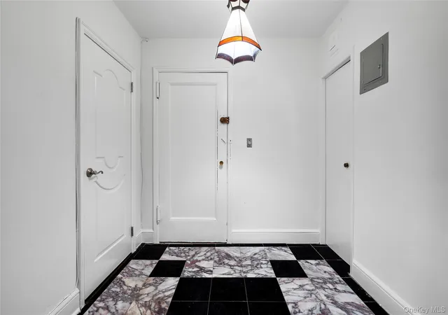 Photo 3 of Sale Pending at 270 Bronxville Rd #B52, Bronxville, NY 10708 | MLS# 1007240 | Listing updated on 2026-09-18