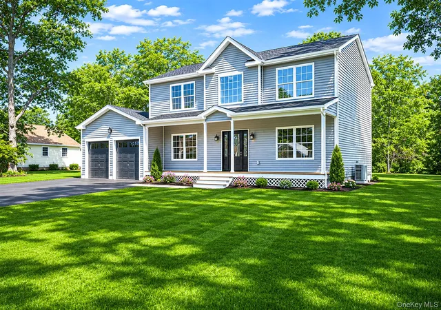 Photo 1 of Sale Pending at 11 Henry Ave, Ronkonkoma, NY 11779 | MLS# 1008152 | Listing updated on 2026-09-18