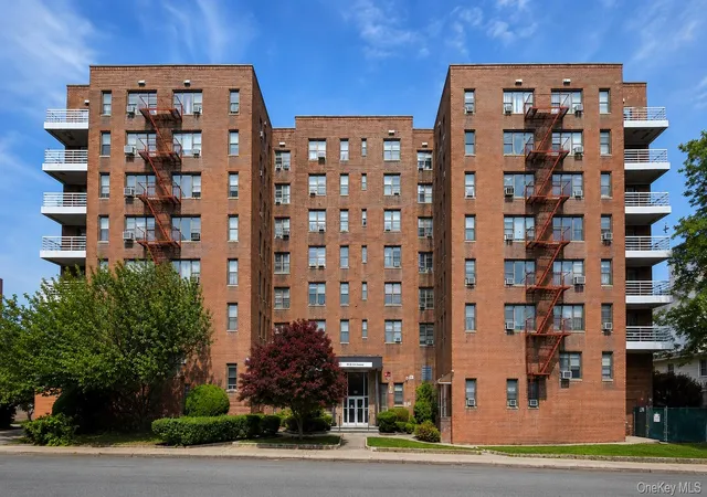 Photo 1 of Condo for sale at 11 Bronx River Rd #1M, Yonkers, NY 10704 | MLS# 1008339 | Listing updated on 2026-09-18