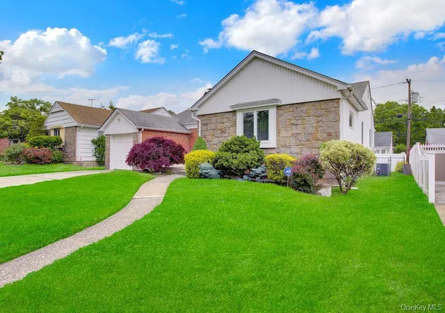 Photo 3 of Sale Pending at 1662 Sherbourne Rd, Hempstead, NY 11580 | MLS# 1008910 | Listing updated on 2026-09-18