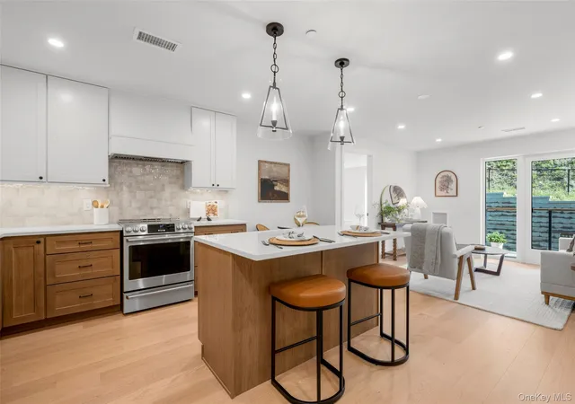 Photo 2 of Condo for sale at 25 S Riverside Ave #211, Cortlandt, NY 10520 | MLS# 1009749 | Listing updated on 2026-09-17